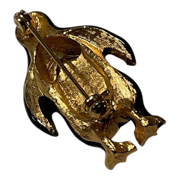 Vintage 1.5” Faux Pearl Body Jelly Belly Penguin Bird With Bow Tie Pin Brooch - Picture 3 of 3